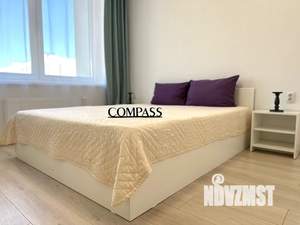 1-к квартира, посуточно, 40м2, 10/25 этаж