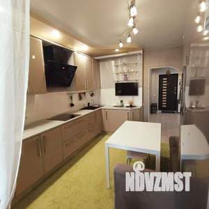 1-к квартира, посуточно, 48м2, 1/1 этаж