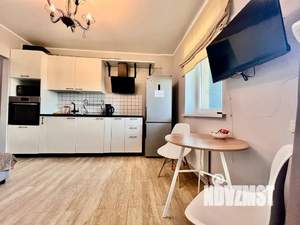 Студия квартира, посуточно, 38м2, 16/20 этаж