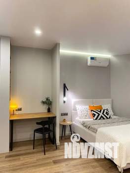 Студия квартира, посуточно, 40м2, 9/16 этаж