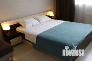 1-к квартира, посуточно, 40м2, 3/17 этаж
