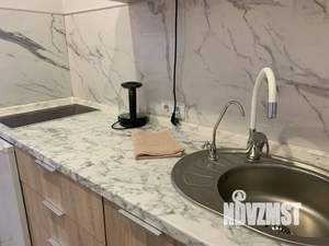 Студия квартира, посуточно, 27м2, 5/10 этаж