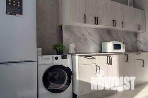 1-к квартира, посуточно, 38м2, 9/16 этаж