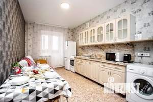 1-к квартира, посуточно, 61м2, 1/1 этаж