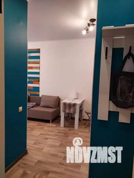 Студия квартира, посуточно, 25м2, 1/4 этаж