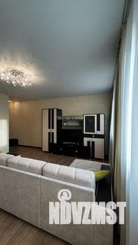 1-к квартира, посуточно, 49м2, 1/1 этаж