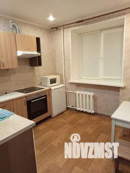 1-к квартира, посуточно, 38м2, 1/5 этаж