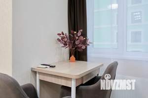 Студия квартира, посуточно, 32м2, 13/25 этаж