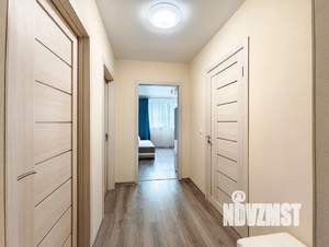 1-к квартира, посуточно, 40м2, 9/16 этаж