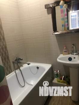 Студия квартира, посуточно, 28м2, 5/20 этаж