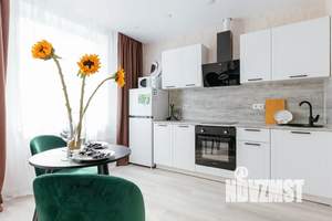 1-к квартира, посуточно, 40м2, 3/17 этаж