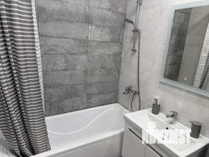 1-к квартира, посуточно, 43м2, 1/1 этаж