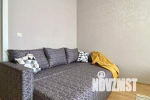 1-к квартира, посуточно, 35м2, 13/16 этаж