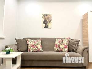 Студия квартира, посуточно, 28м2, 10/19 этаж