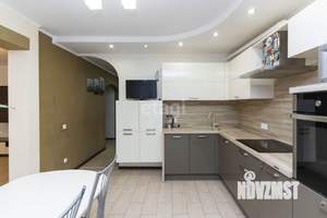 3-к квартира, на длительный срок, 90м2, 3/14 этаж