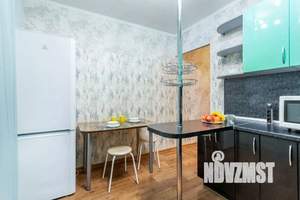 1-к квартира, посуточно, 43м2, 1/1 этаж