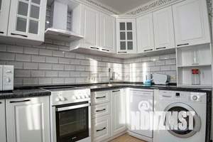 1-к квартира, посуточно, 37м2, 8/11 этаж