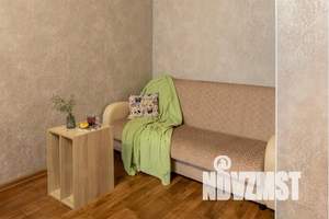 1-к квартира, посуточно, 42м2, 1/10 этаж