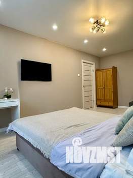 1-к квартира, посуточно, 35м2, 3/6 этаж