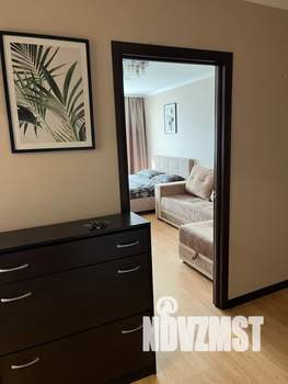 1-к квартира, посуточно, 40м2, 6/10 этаж