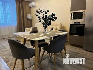 1-к квартира, посуточно, 53м2, 7/17 этаж