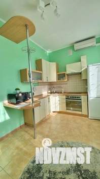 1-к квартира, посуточно, 56м2, 1/1 этаж