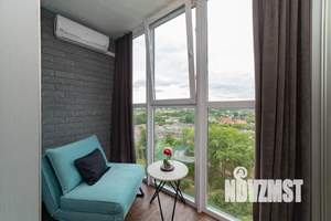 Студия квартира, посуточно, 30м2, 10/18 этаж