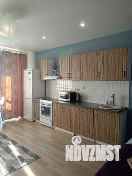 1-к квартира, посуточно, 38м2, 1/1 этаж