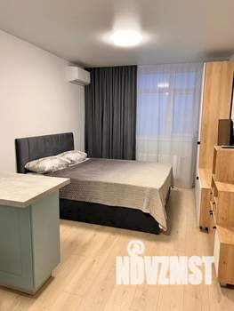 Студия квартира, посуточно, 28м2, 13/13 этаж