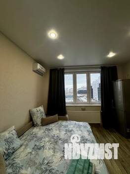 Студия квартира, посуточно, 35м2, 6/23 этаж