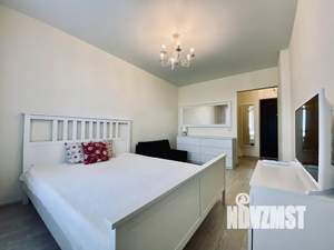 1-к квартира, посуточно, 35м2, 2/18 этаж