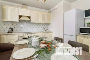 2-к квартира, посуточно, 70м2, 4/17 этаж