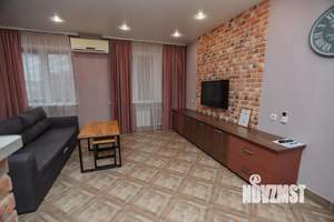 1-к квартира, посуточно, 61м2, 1/1 этаж