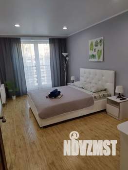 2-к квартира, посуточно, 75м2, 11/17 этаж