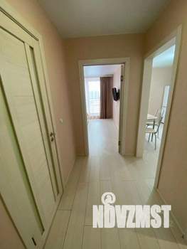 1-к квартира, посуточно, 37м2, 1/1 этаж