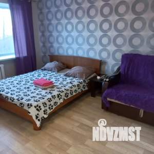 1-к квартира, посуточно, 34м2, 4/5 этаж