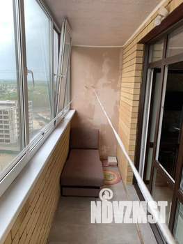 Студия квартира, посуточно, 28м2, 12/19 этаж