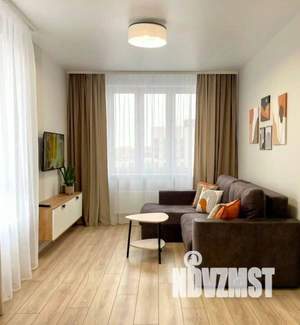 1-к квартира, посуточно, 38м2, 1/1 этаж