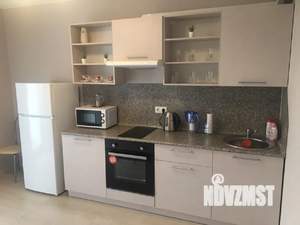 1-к квартира, посуточно, 40м2, 4/17 этаж