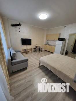 Студия квартира, посуточно, 32м2, 2/15 этаж