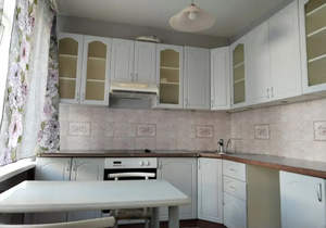 3-к квартира, на длительный срок, 85м2, 1/5 этаж