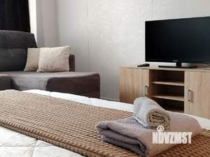 1-к квартира, посуточно, 46м2, 1/1 этаж