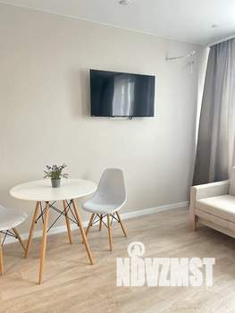 Студия квартира, посуточно, 30м2, 11/18 этаж