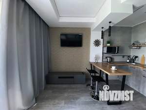 Студия квартира, посуточно, 34м2, 15/18 этаж