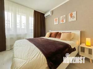 1-к квартира, посуточно, 40м2, 8/14 этаж