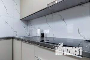 1-к квартира, посуточно, 40м2, 16/25 этаж