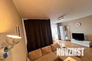 1-к квартира, посуточно, 43м2, 8/13 этаж