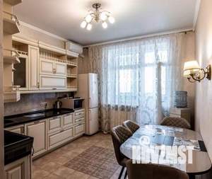 1-к квартира, посуточно, 60м2, 1/1 этаж