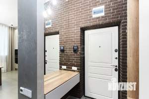 2-к квартира, на длительный срок, 100м2, 1/8 этаж