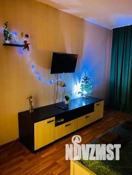 1-к квартира, посуточно, 40м2, 4/10 этаж